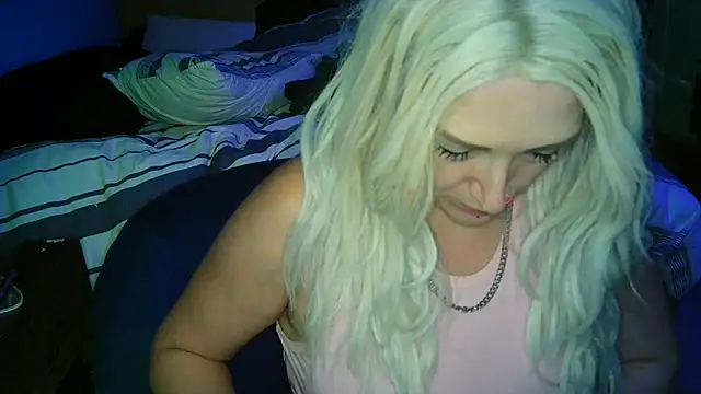 cutiekayls online show from 08-06-26, 05:09
