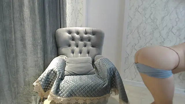 Liltightbabe online show from 11-05-25, 06:19