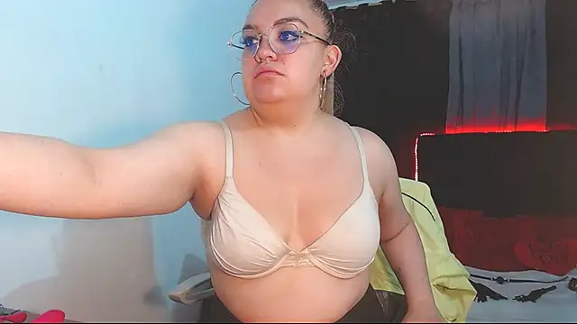 Snapshot of Sasha_TK chatting on 09-09-25, 05:23 Sasha TK online show from 09-09-25, 05:23