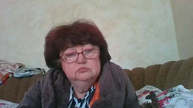 Snapshot of MilaSky5303 chatting on 10-20-25, 09:21 MilaSky5303 online show from 10-20-25, 09:21