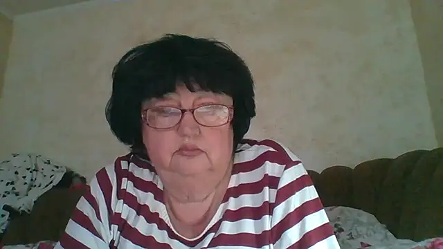 Snapshot of MilaSky5303 chatting on 10-30-25, 11:22 MilaSky5303 online show from 10-30-25, 11:22