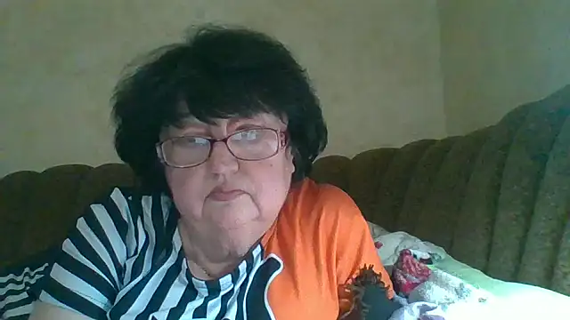 Snapshot of MilaSky5303 chatting on 11-04-25, 11:42 MilaSky5303 online show from 11-04-25, 11:42