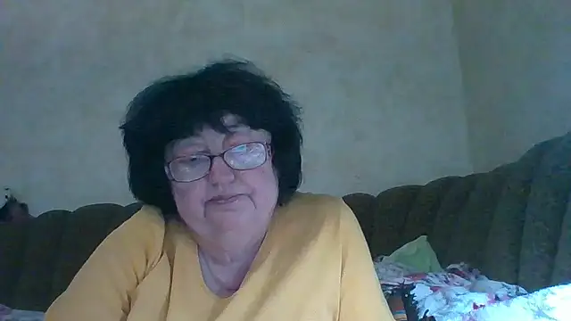 Snapshot of MilaSky5303 chatting on 11-07-25, 11:43 MilaSky5303 online show from 11-07-25, 11:43