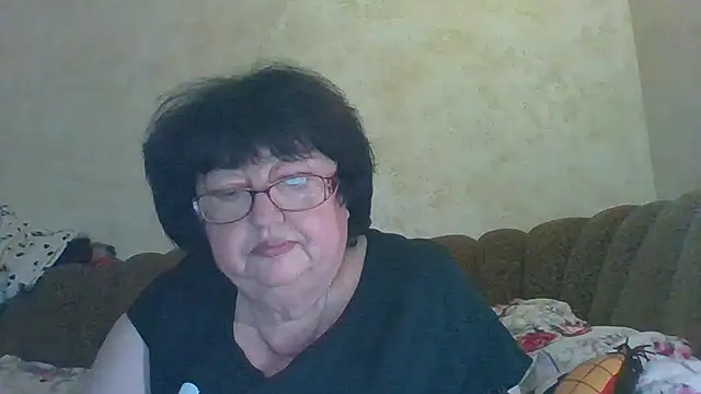 Snapshot of MilaSky5303 chatting on 11-08-25, 11:10 MilaSky5303 online show from 11-08-25, 11:10