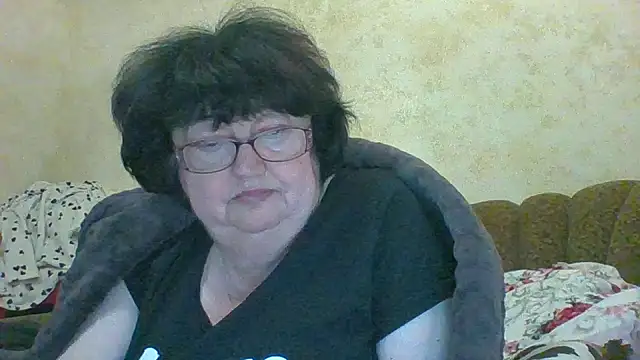 Snapshot of MilaSky5303 chatting on 11-08-25, 11:14 MilaSky5303 online show from 11-08-25, 11:14