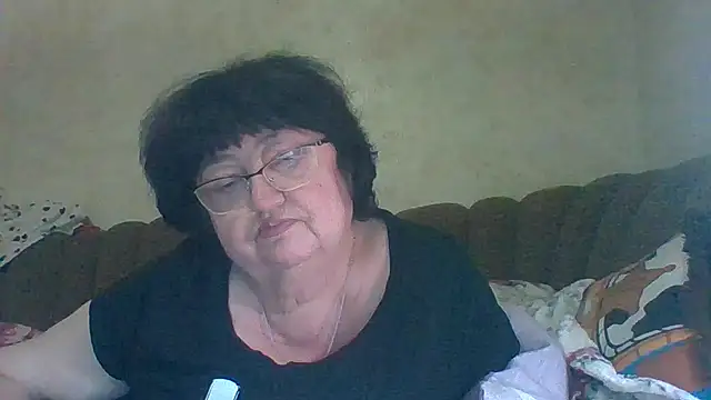 Snapshot of MilaSky5303 chatting on 11-22-25, 08:19 MilaSky5303 online show from 11-22-25, 08:19