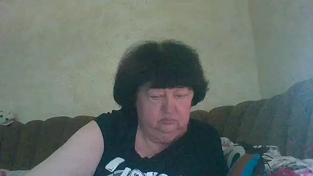 Snapshot of MilaSky5303 chatting on 11-28-25, 09:23 MilaSky5303 online show from 11-28-25, 09:23