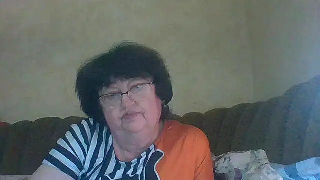 Snapshot of MilaSky5303 chatting on 12-01-25, 03:39 MilaSky5303 online show from 12-01-25, 03:39