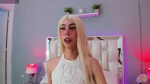 Darlyn tenderhot   online show from 09-25-25, 05:11