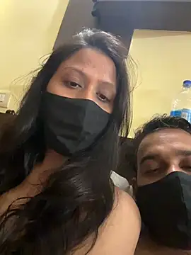 Snapshot of indianshycouple chatting on 02-12-26, 01:17 indianshycouple online show from 02-12-26, 01:17