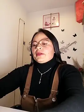 Snapshot of Daliz_Leon chatting on 09-28-25, 03:01 Daliz Leon online show from 09-28-25, 03:01