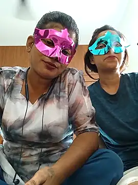 Snapshot of your_chandni04 chatting on 09-20-25, 10:27 your chandni04 online show from 09-20-25, 10:27