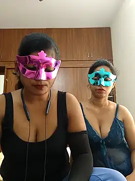 Snapshot of your_chandni04 chatting on 09-27-25, 08:19 your chandni04 online show from 09-27-25, 08:19