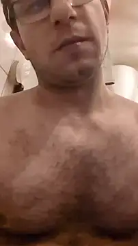 MC353535 online show from 03-08-26, 12:41