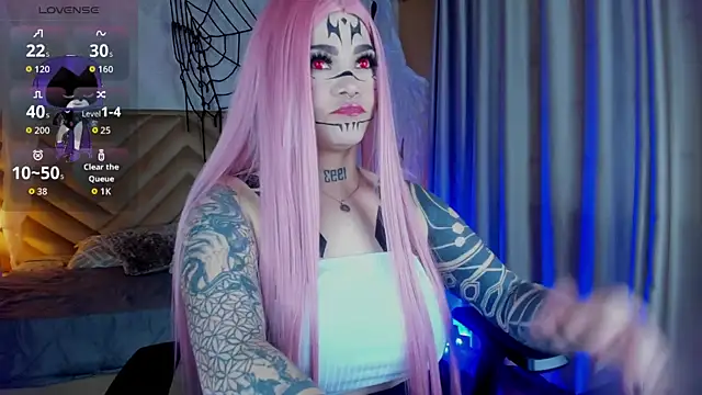 Snapshot of _raven_black chatting on 10-31-25, 01:45 raven black online show from 10-31-25, 01:45