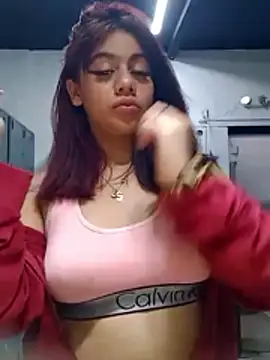 Julieth brown  online show from 02-17-26, 07:53