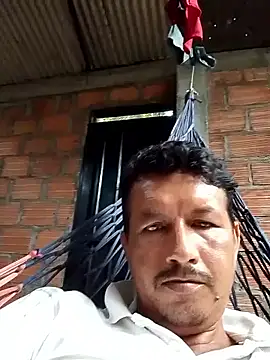 colombiano198720 online show from 12-16-25, 12:32