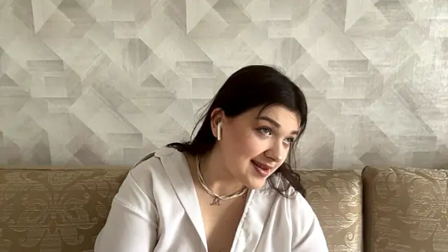 Snapshot of CarylWeatherholtz chatting on 10-15-25, 10:26 CarylWeatherholtz online show from 10-15-25, 10:26