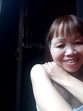  YooY  online show from 10-27-25, 02:37