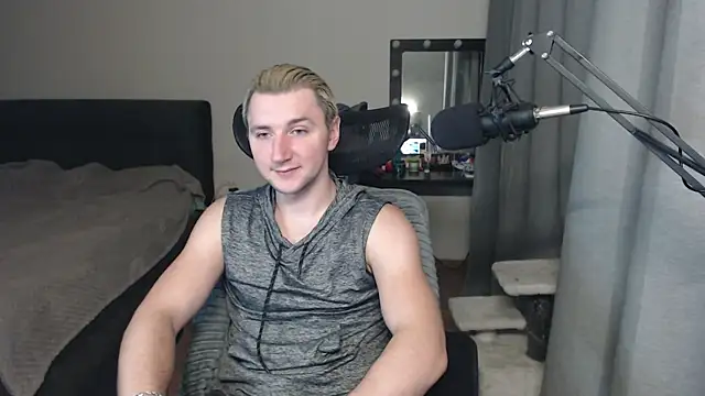 Elvin Vaenight online show from 10-15-25, 10:43