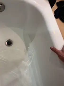 Snapshot of Darekjapa chatting on 11-27-25, 12:35 Darekjapa online show from 11-27-25, 12:35