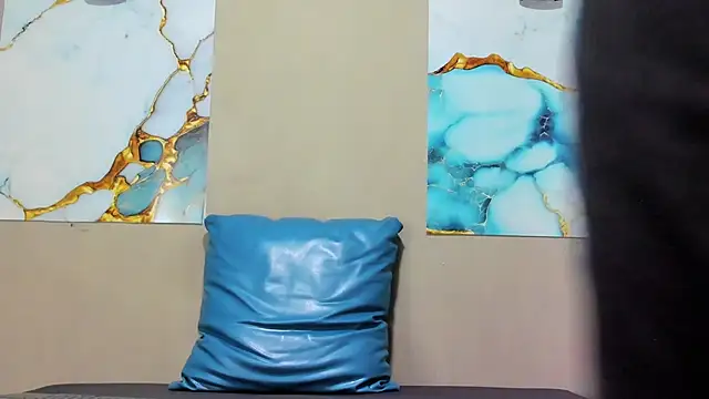 DOUGLAS 099 online show from 11-12-25, 01:22