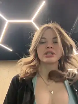 SMELLSEX online show from 12-22-25, 07:55