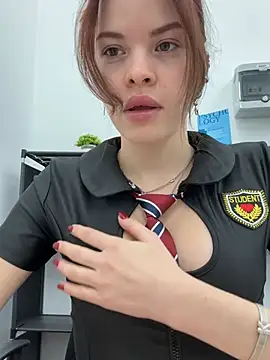 Snapshot of SMELLSEX chatting on 04-19-26, 11:42 SMELLSEX online show from 04-19-26, 11:42