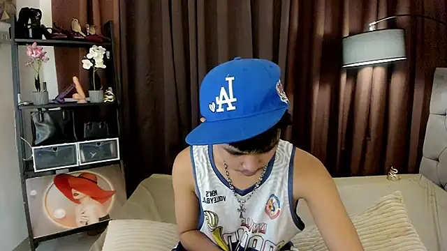 urfantasyhotbaby online show from 11-26-25, 05:47