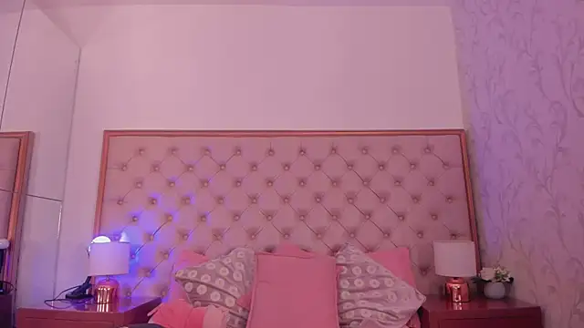 sweetabbey online show from 10-23-25, 02:00