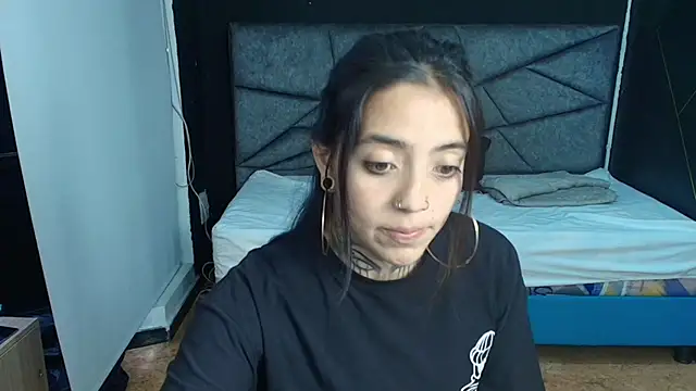 LiaMonroee  online show from 11-14-25, 11:53