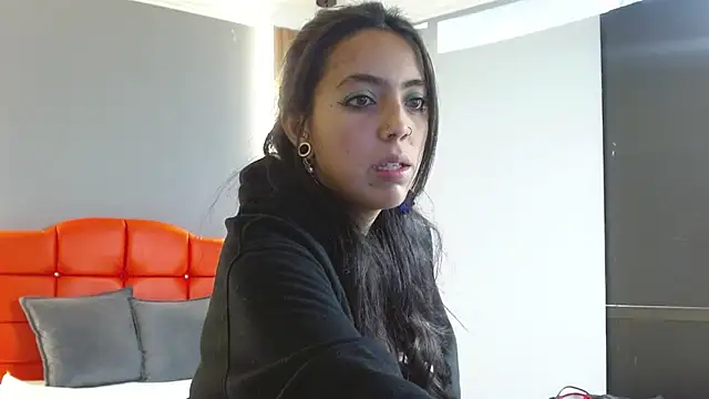 LiaMonroee  online show from 02-11-26, 11:59