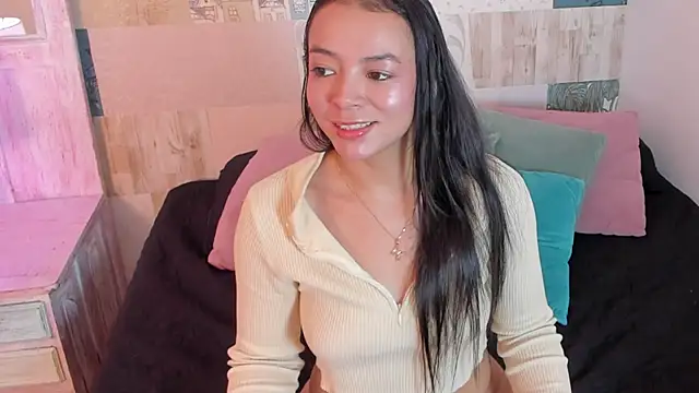 hillary chen online show from 11-06-25, 03:29