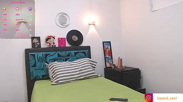 naomii san online show from 10-18-25, 07:25
