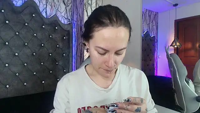 Snapshot of Zami_Escobar_of chatting on 10-02-25, 07:21 Zami Escobar of online show from 10-02-25, 07:21