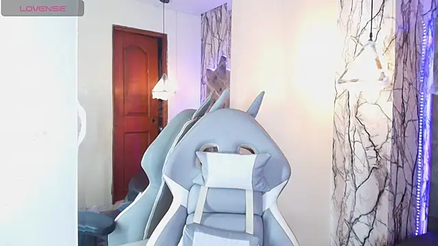 Snapshot of Zami_Escobar_of chatting on 10-14-25, 07:03 Zami Escobar of online show from 10-14-25, 07:03