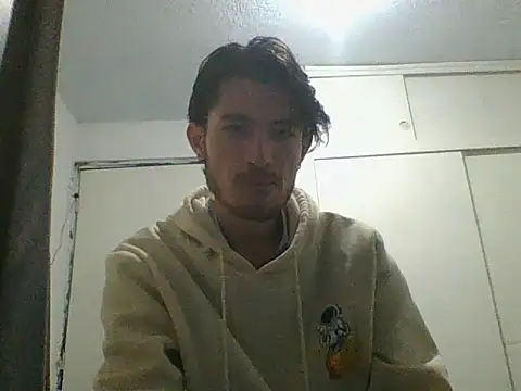 rzatd712 online show from 04-22-26, 11:39