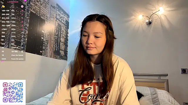 KiraVelvet online show from 09-22-25, 02:46