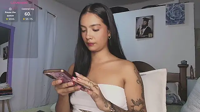 mia yireth online show from 12-17-25, 01:00