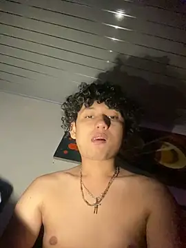 Nezuko-uWux online show from 12-20-25, 11:01