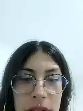 Snapshot of Kylie_Rivers chatting on 09-29-25, 12:27 Kylie Rivers online show from 09-29-25, 12:27