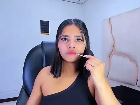 ScarletDoll online show from 10-31-25, 03:29