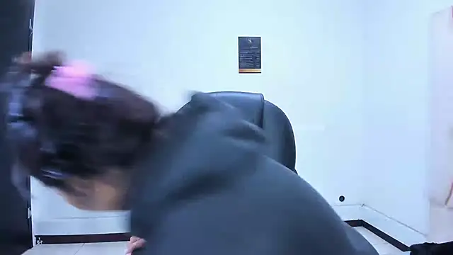 ScarletDoll online show from 11-22-25, 04:00