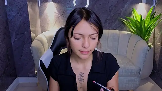 Mary Luxx TP online show from 11-15-25, 03:04