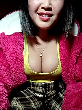 maycuc123 online show from 01-06-26, 01:26