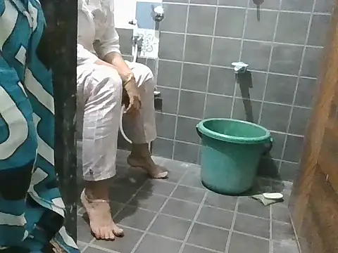 Roshani hoty online show from 03-23-26, 06:12