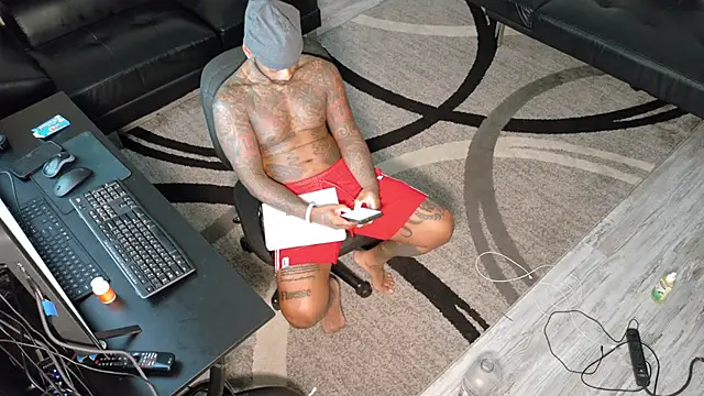 SLANGONDEMHOES online show from 09-19-25, 09:15