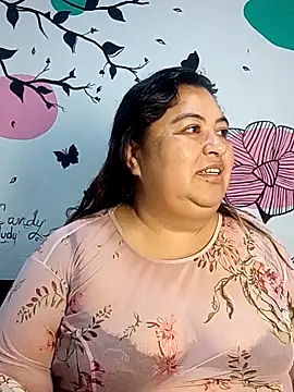 curvy diva  online show from 10-13-25, 11:21