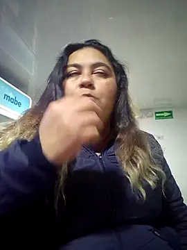 curvy diva  online show from 10-17-25, 11:07