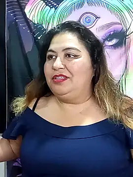 curvy diva  online show from 10-18-25, 11:49